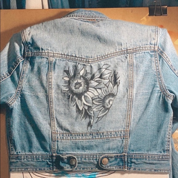 Hand painted Denim (Upcycled) - Picture 6 of 16
